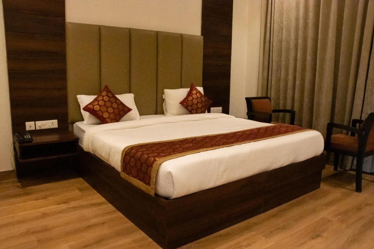 Sourav Park Inn Agra  Dış mekan fotoğraf