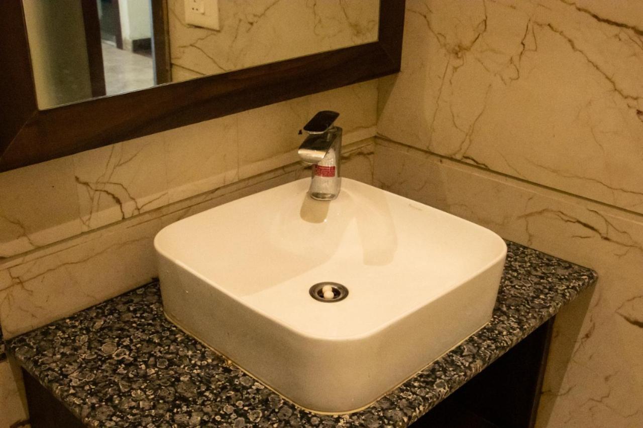Sourav Park Inn Agra  Dış mekan fotoğraf